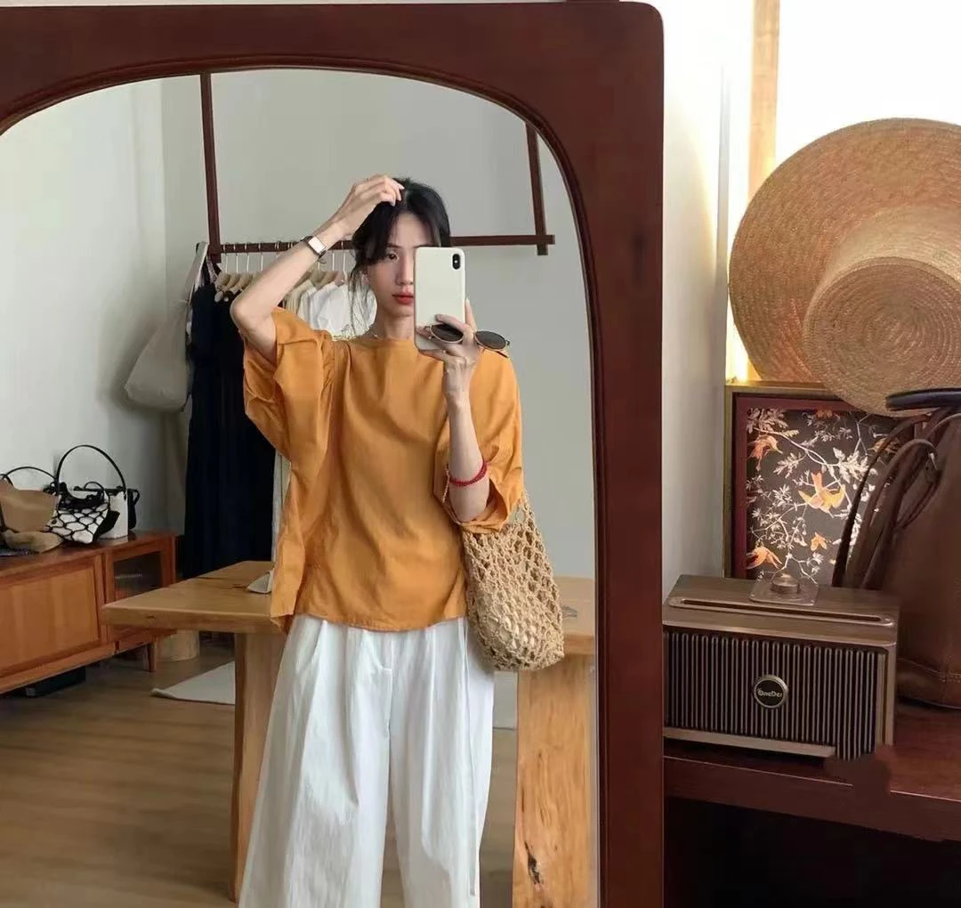 灰灰呀！3320 档口实拍 韩系设计感后背贝壳扣泡泡袖百搭圆领衬衫