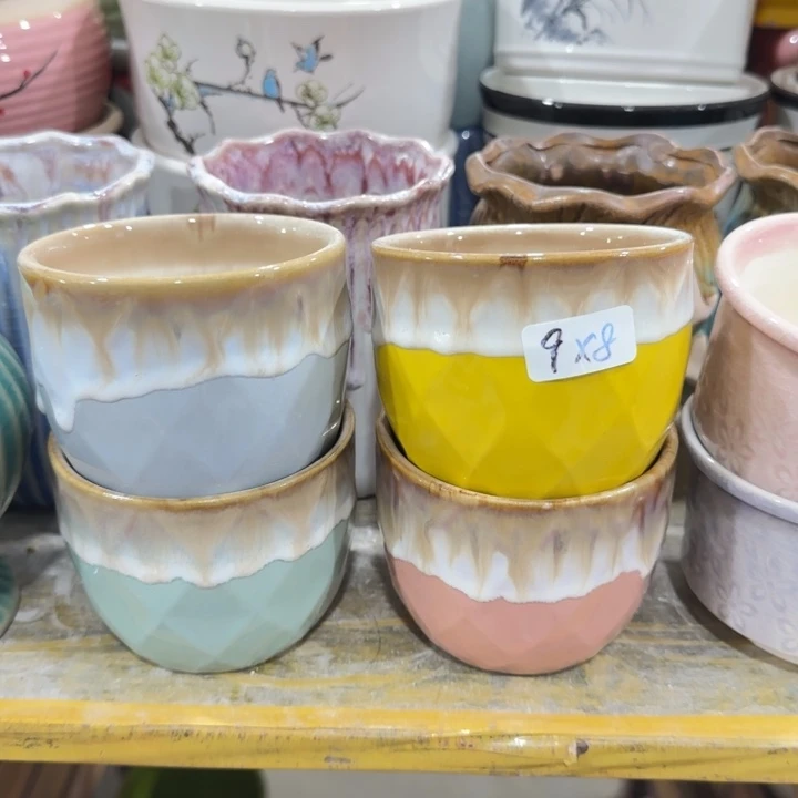 凑9块包邮，有孔，陶瓷花盆