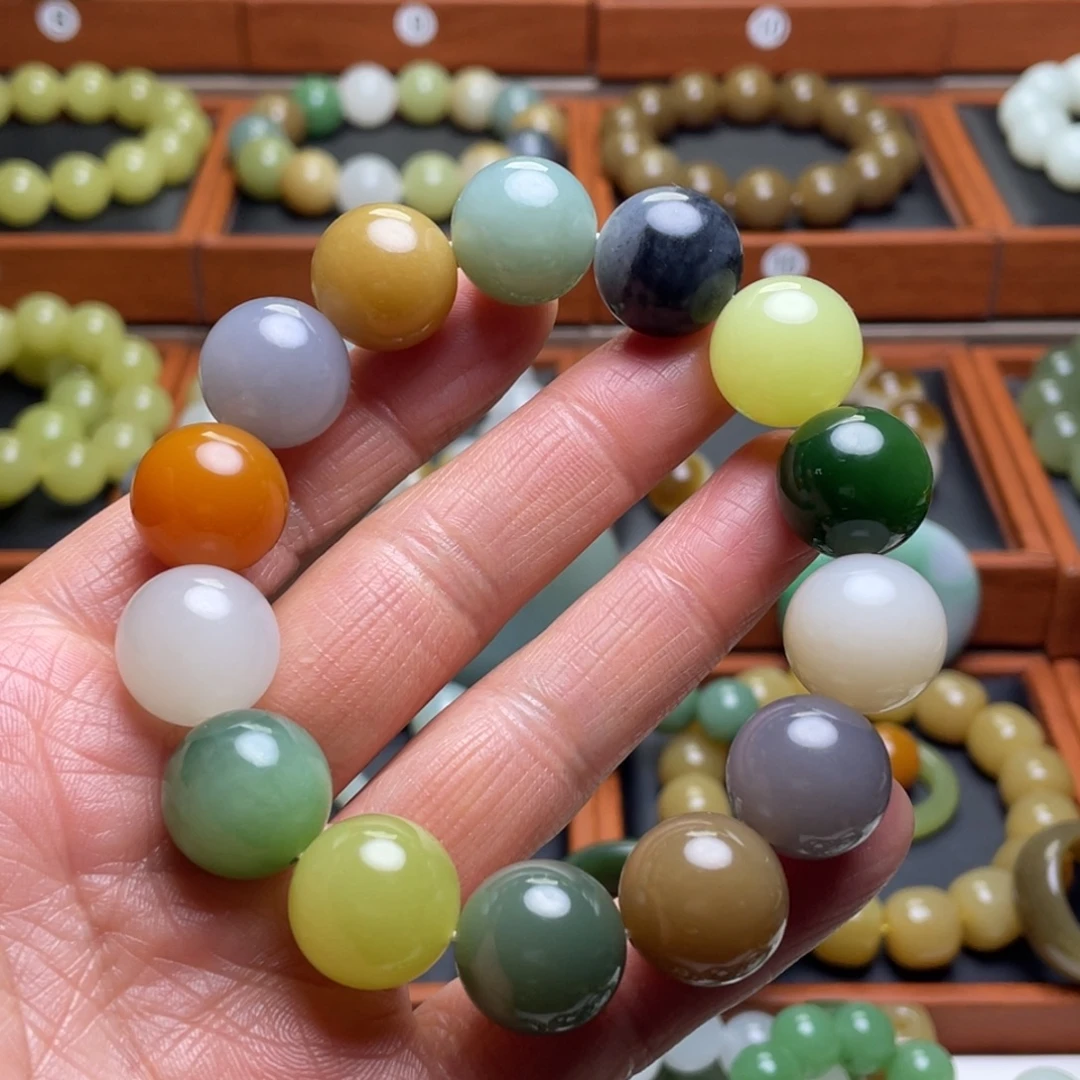 和田玉未镶嵌手串