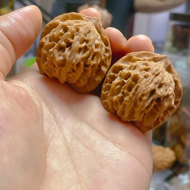 【闪购商品】文玩核桃把件37盘山