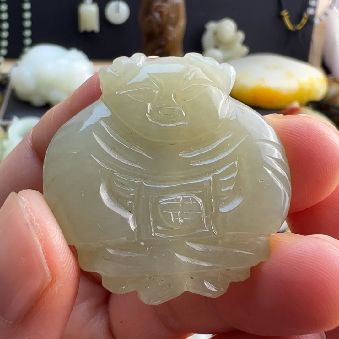 和田玉未镶嵌挂件