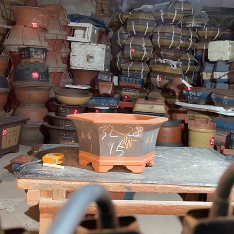 紫砂花盆六方一个