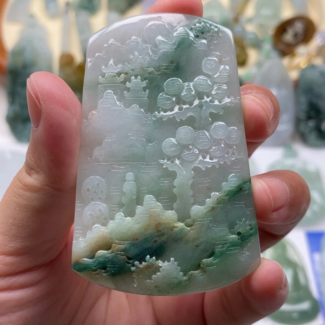 颈饰未镶嵌翡翠山水