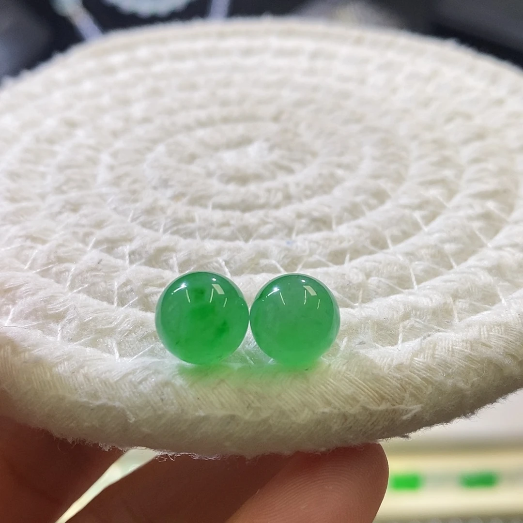 未镶嵌挂件翡翠一对珠珠