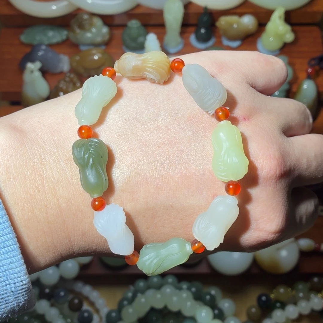 和田玉未镶嵌手串