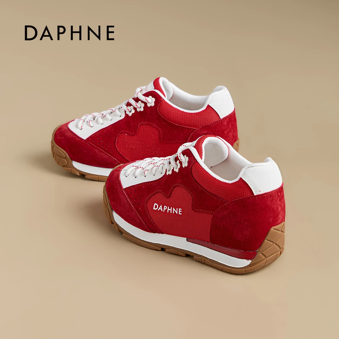 达芙妮内增高7CM休闲鞋2025秋季爆款流浪鞋轻薄小个子复古德训鞋