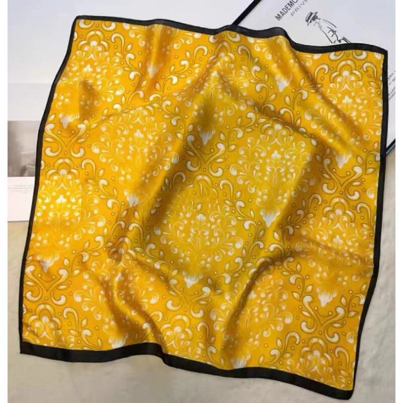 E373 黄韵蔓花70*70 围巾 W2