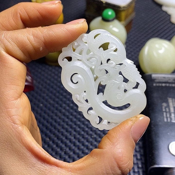 吊坠白玉菩提支持七天无理由