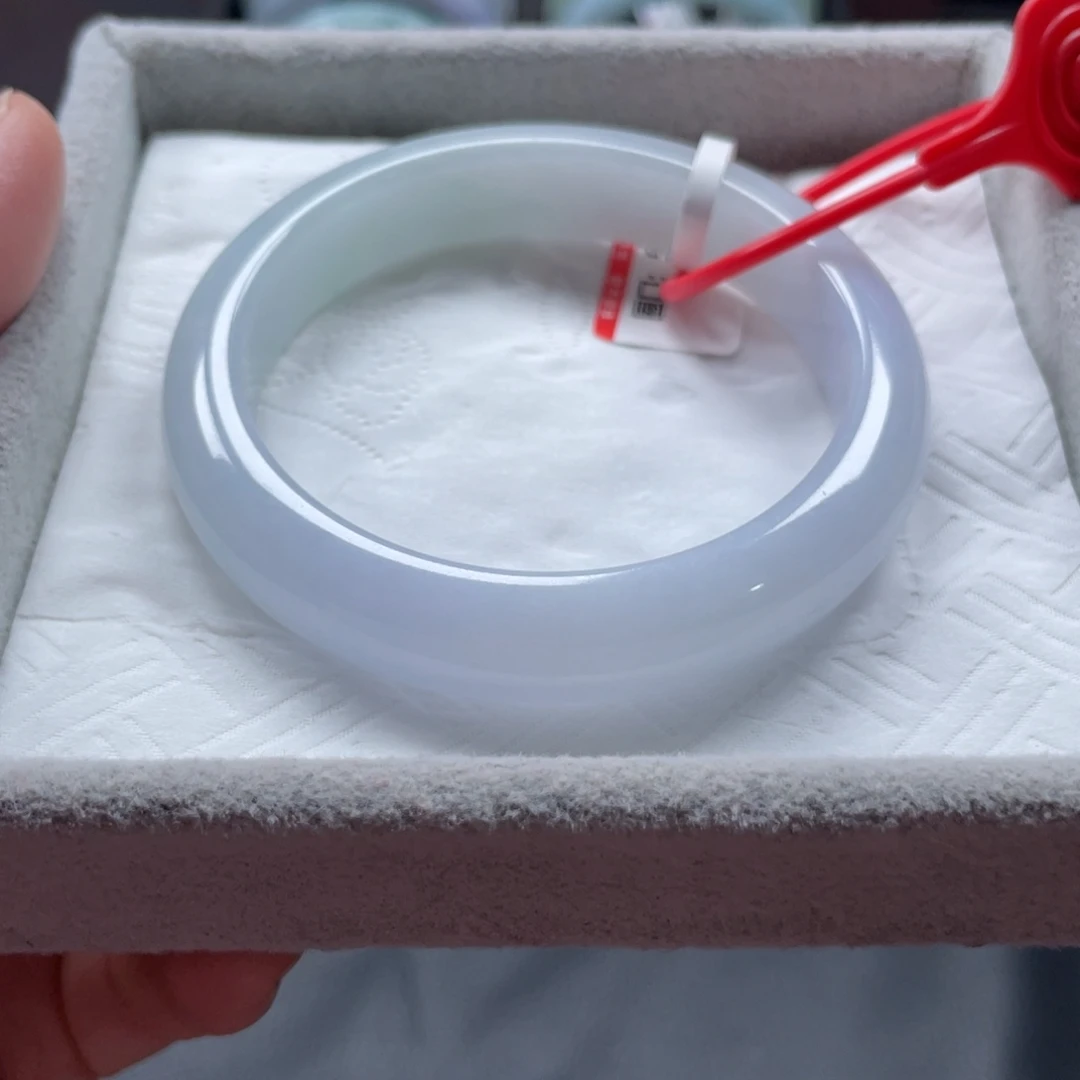 翡翠未镶嵌手镯手镯