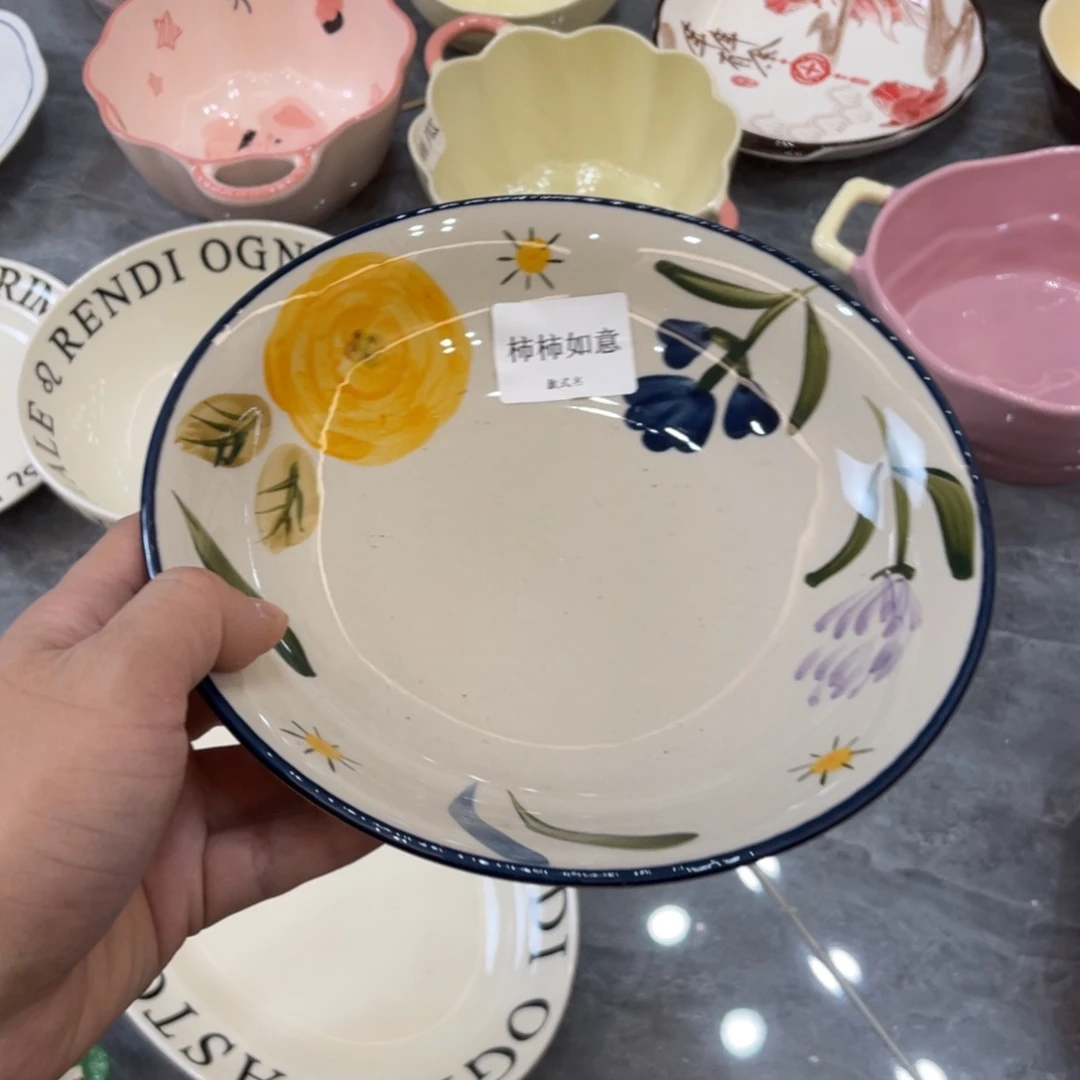 陶瓷微瑕餐具介意勿拍，满18飞！