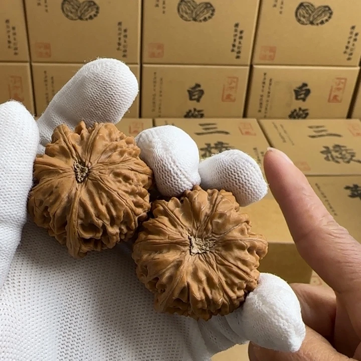 文玩核桃吊坠马*简单包装玉龙三棱