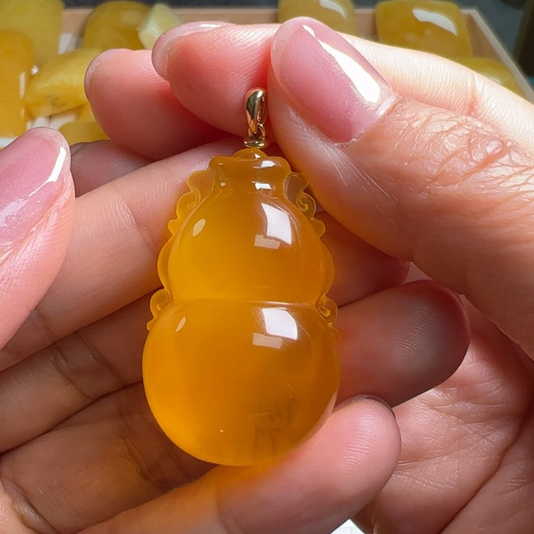 蜜蜡吊坠(不含链)18K金镶嵌无优化