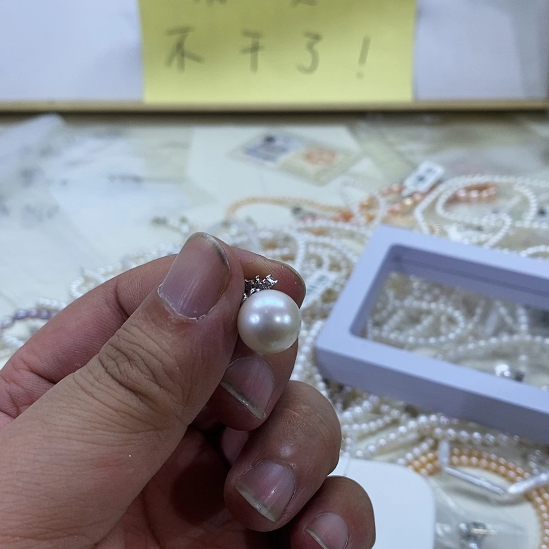 颈饰银S925镶嵌淡水珍珠