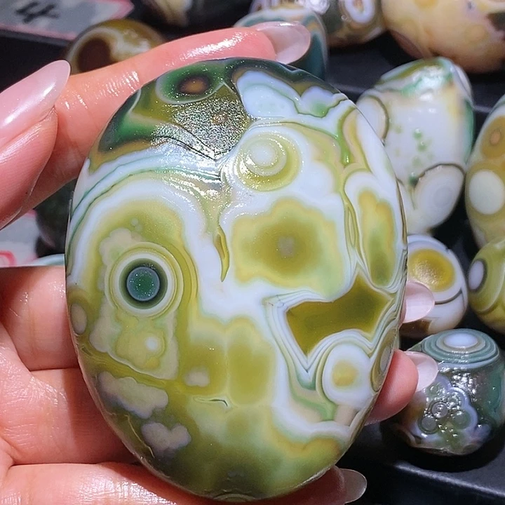 玛瑙/玉髓未镶嵌珠宝奇石18