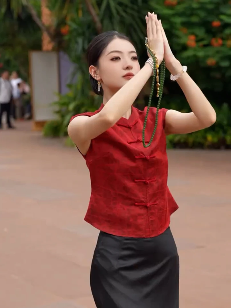 新中式国风茶里茶气别致上衣轻奢高级感巨好看红色盘扣衬衫女夏季