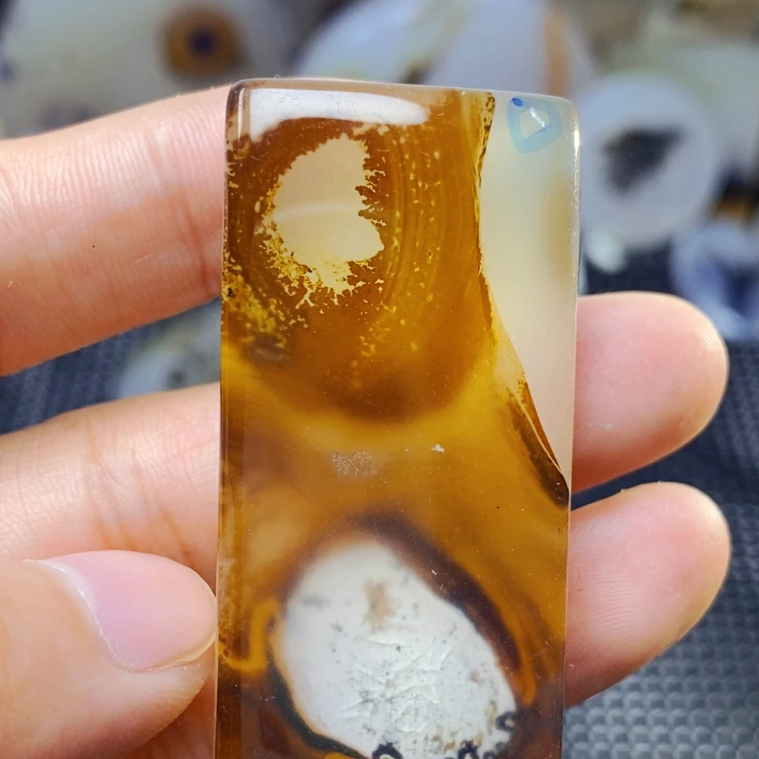 玛瑙/玉髓未镶嵌珠宝奇石