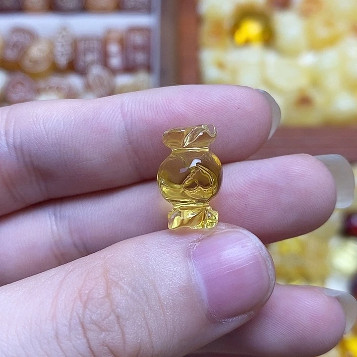 吊坠橄榄核小糖果