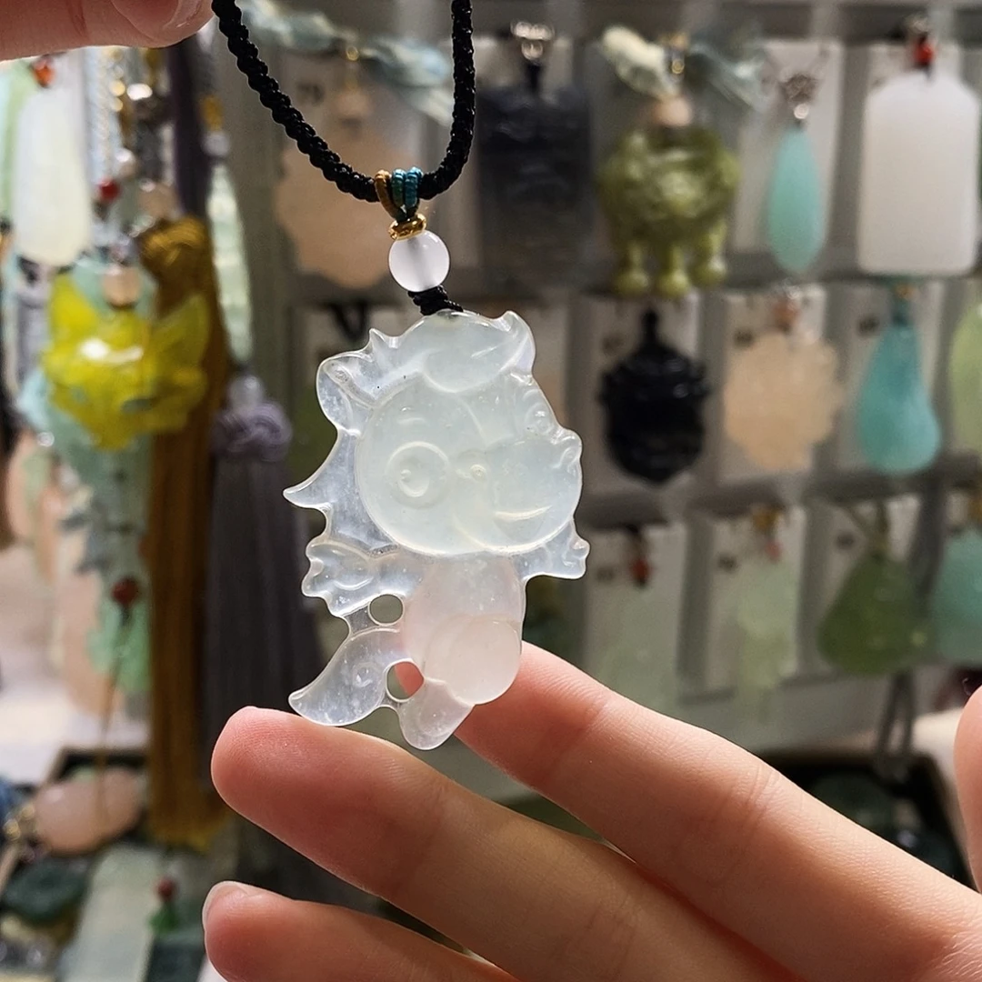 蛇纹石玉未镶嵌颈饰