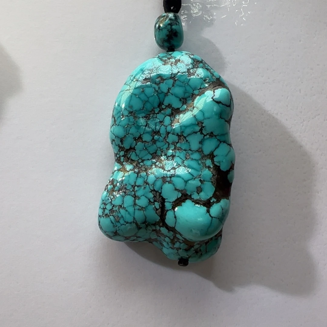 绿松石未镶嵌挂件