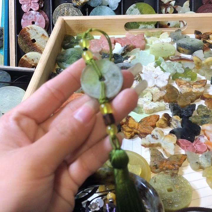 未镶嵌岫玉岫玉手链