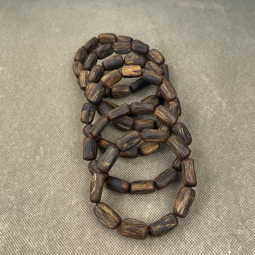 手串沉香多样性发货发一条