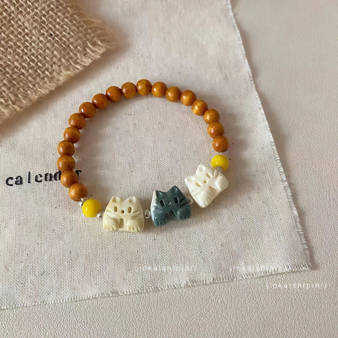 七阅 非金属木质手链  可爱三色系猫咪串珠手链设计感新中式简约