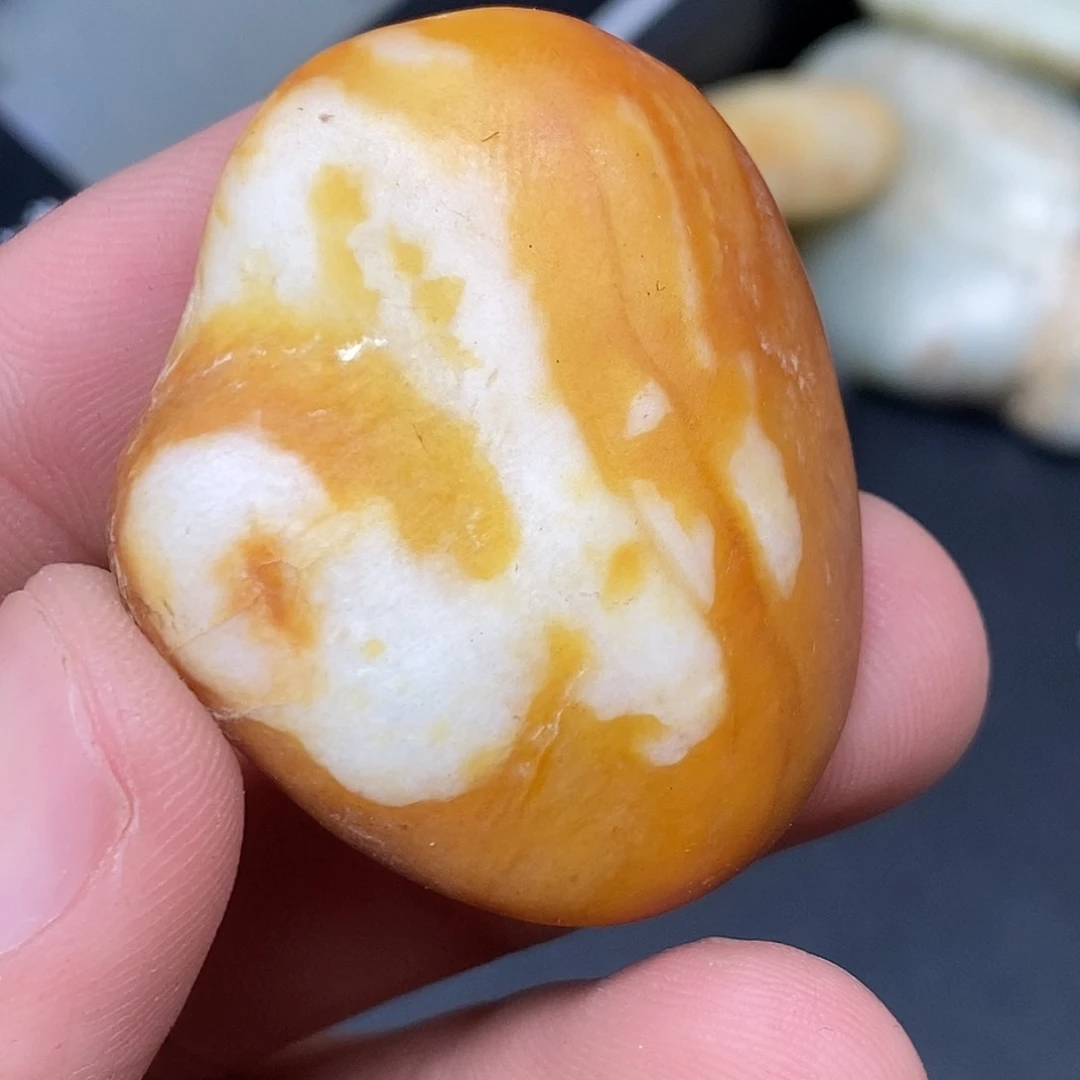 和田玉（糖玉）未镶嵌挂件