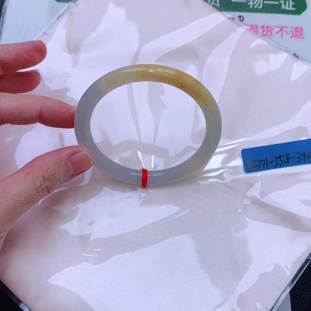 未镶嵌手镯翡翠缅甸翡翠手镯