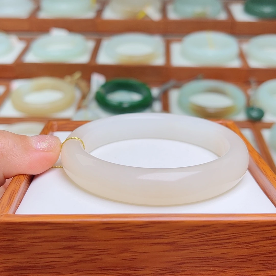 和田玉未镶嵌手镯58.7