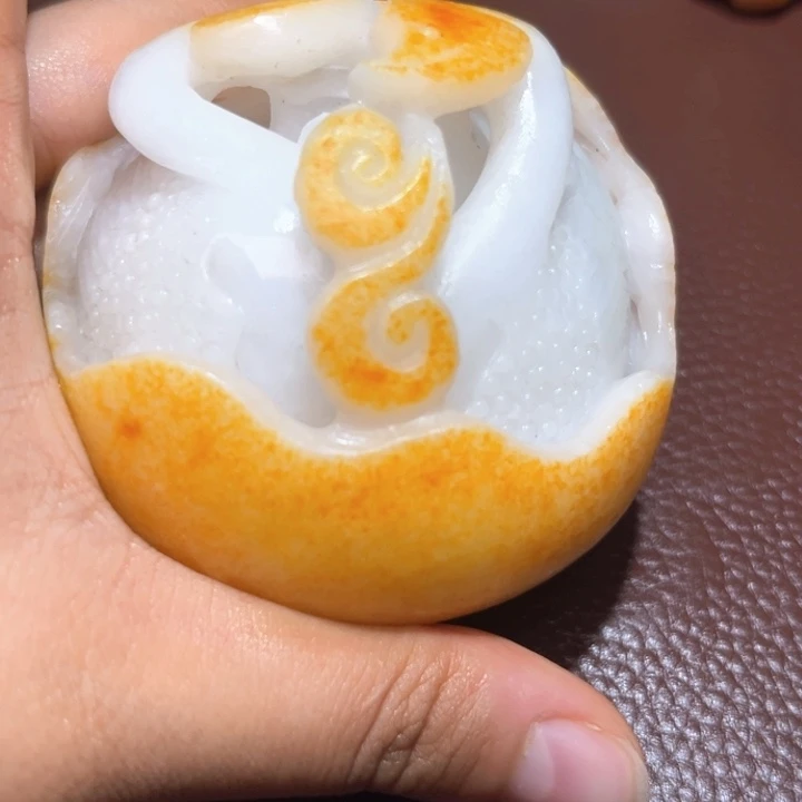 用***3和田玉未镶嵌颈饰