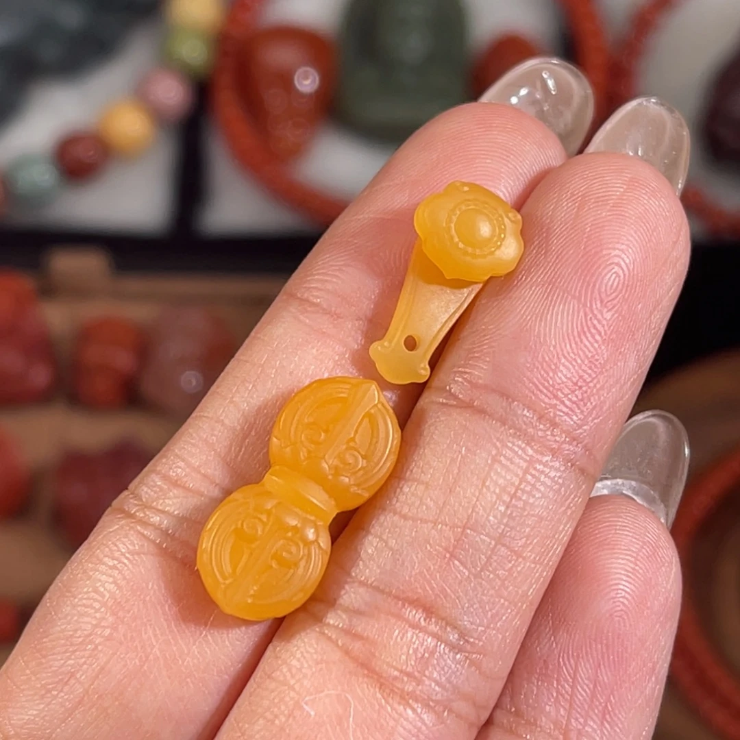 石英质玉（黄龙玉）未镶嵌缅黄配饰套装不退换