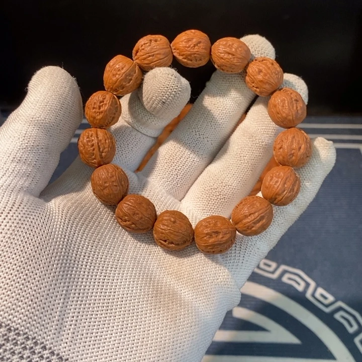 文玩核桃手串……52