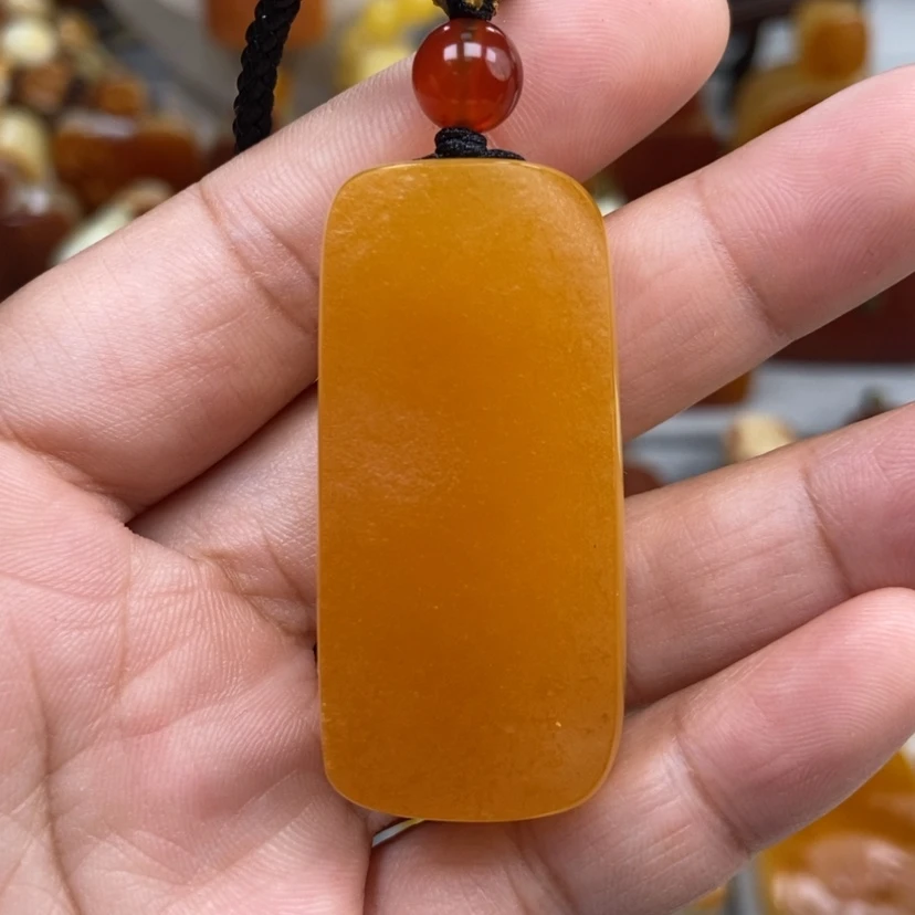 【闪购商品】琥珀颈饰未镶嵌