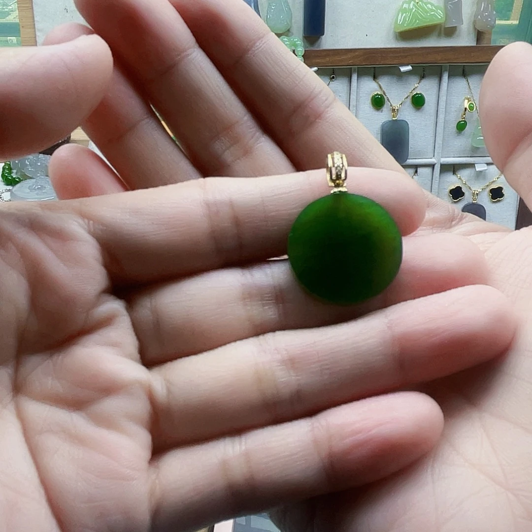 s***c和田玉未镶嵌吊坠(不含链)