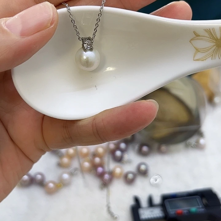 淡水珍珠合金白珠银色戴妃吊坠