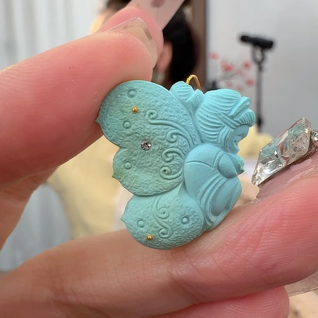 绿松石未镶嵌珠宝奇石