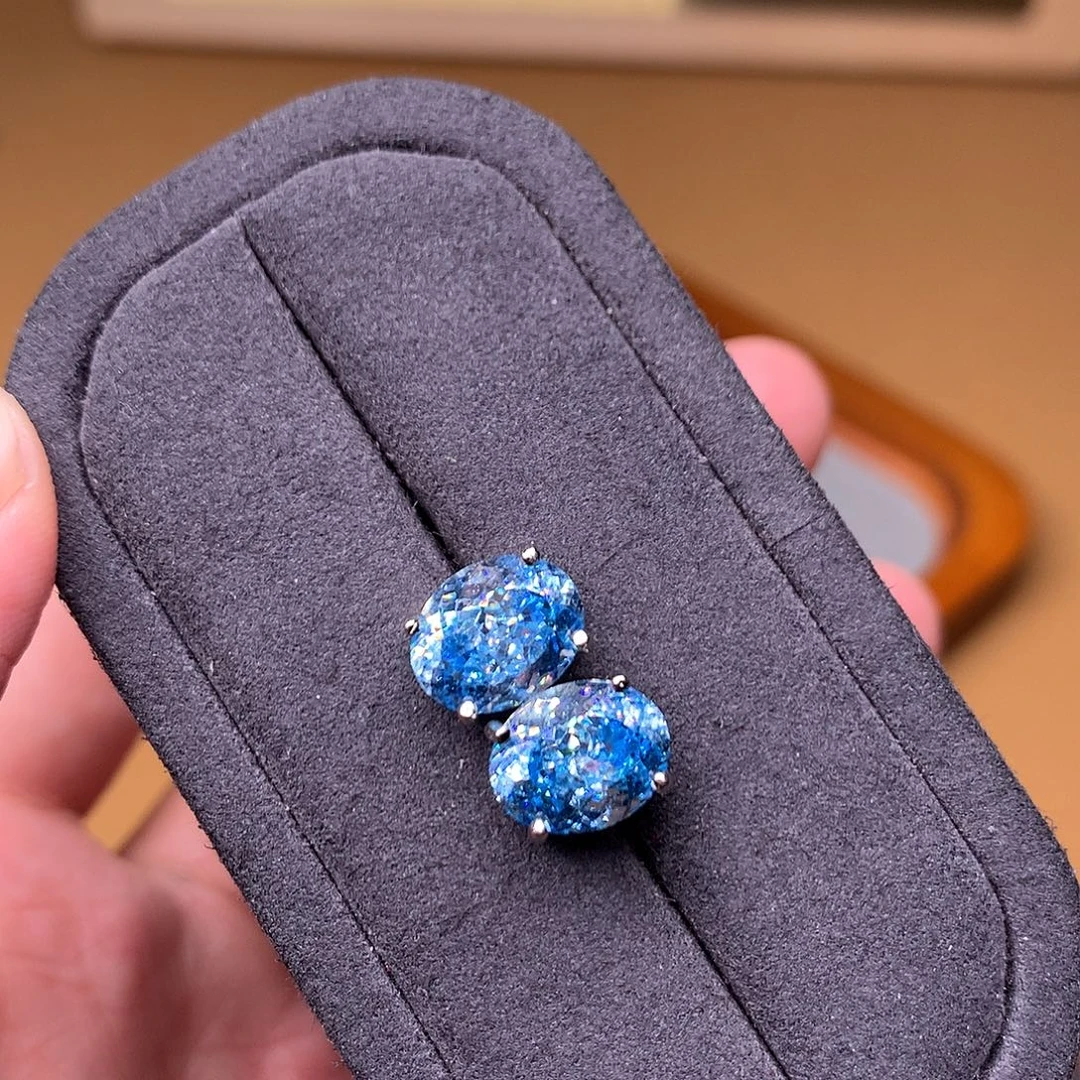 海蓝宝石银S925镶嵌耳钉