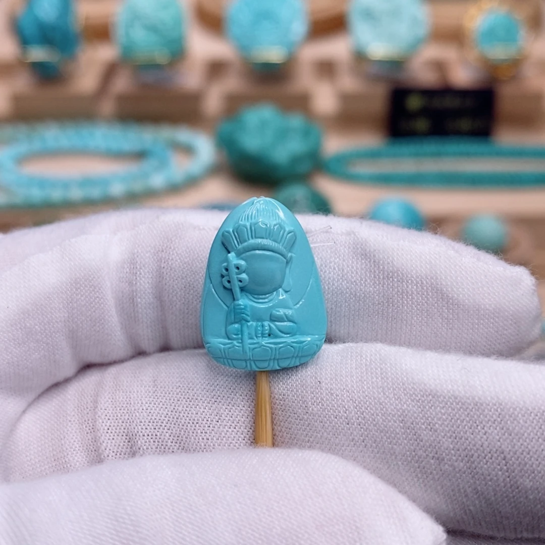 绿松石未镶嵌珠宝奇石