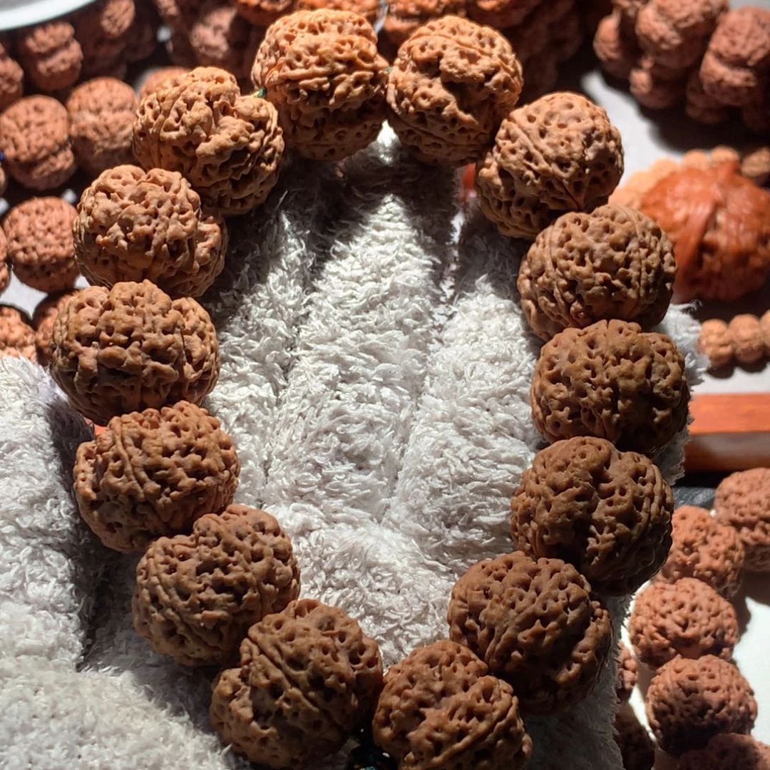 天***你手串金刚菩提深沟梅花