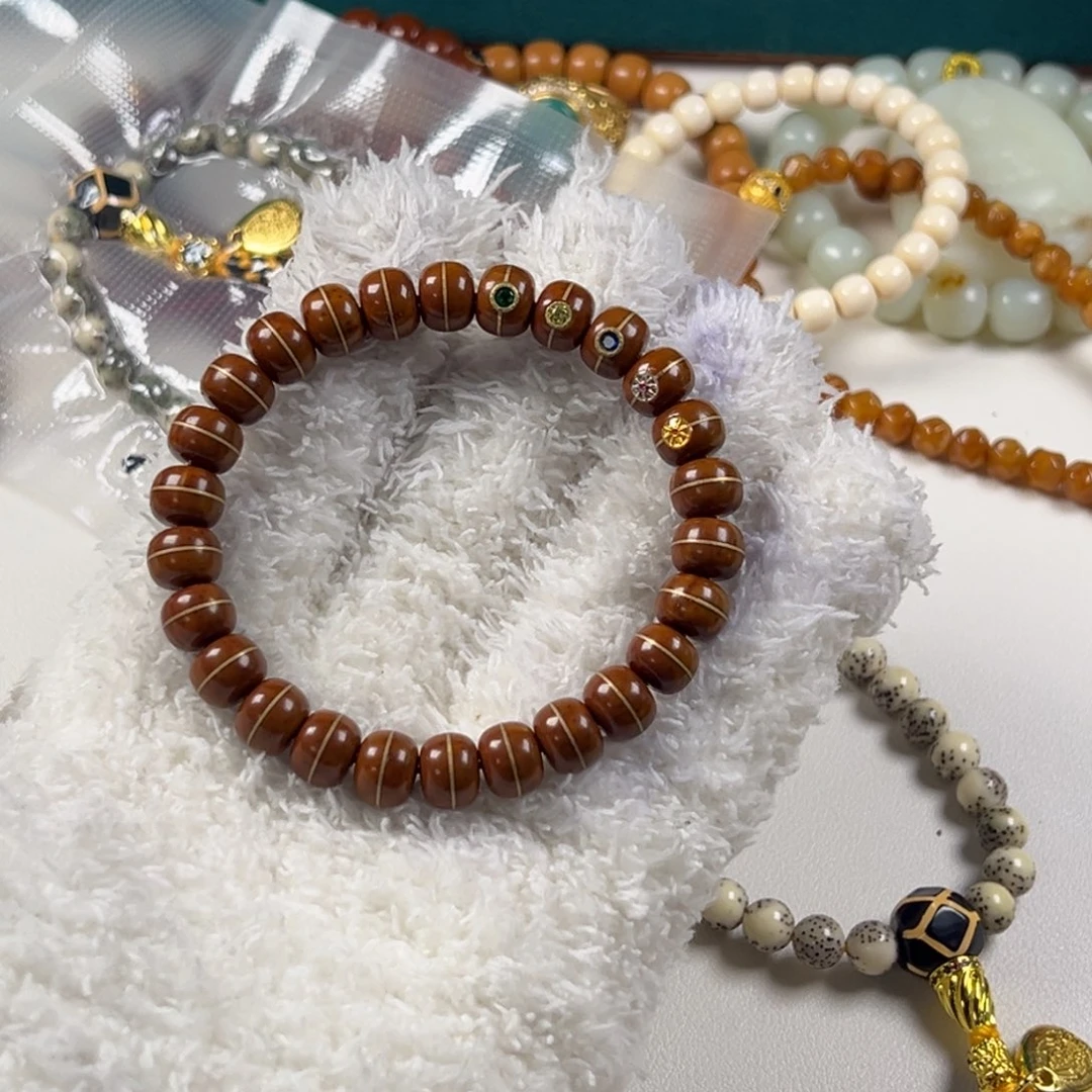 紫金鼠吊坠。。。。。。。。。。。。。。