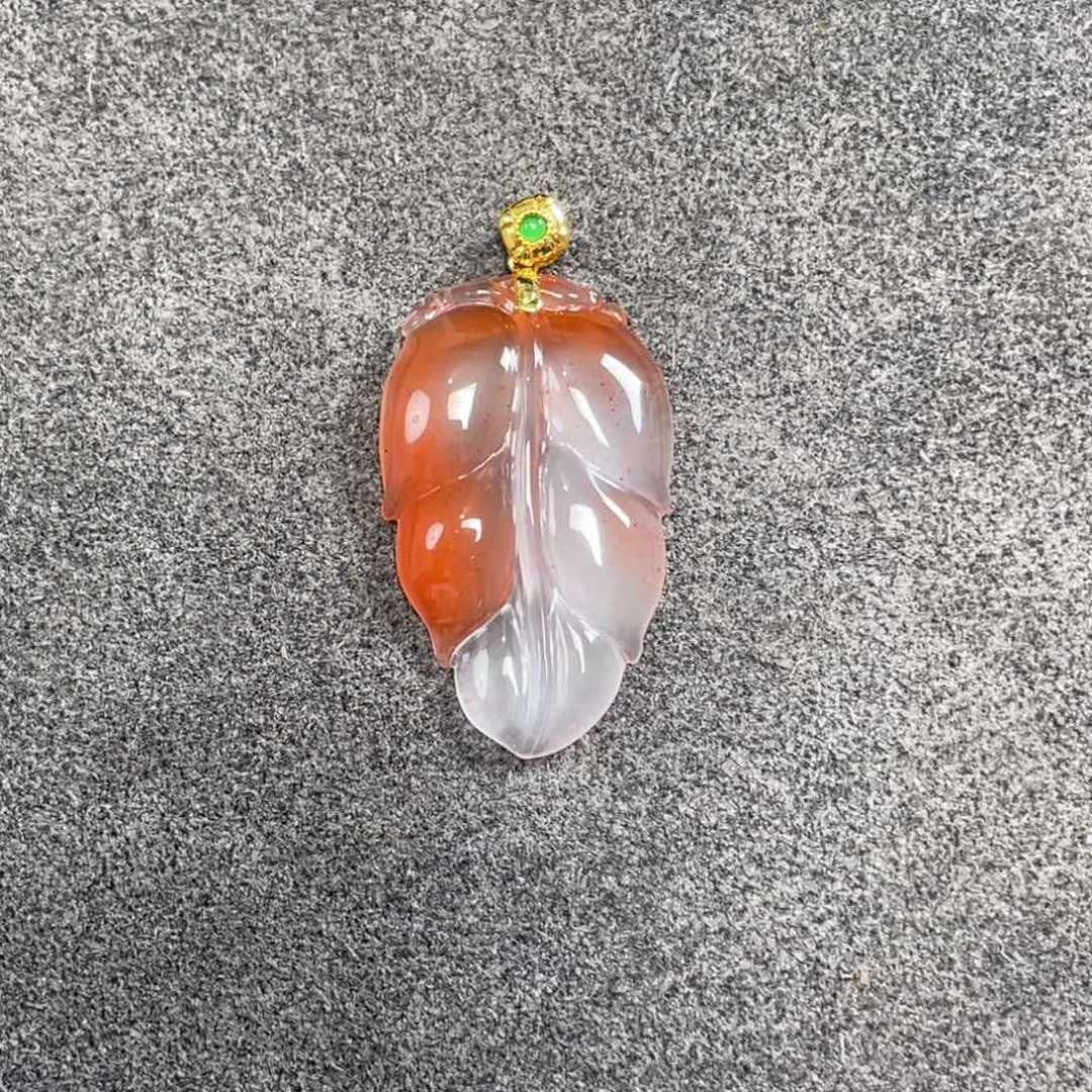 吊坠(不含链)18K金镶嵌南红玛瑙