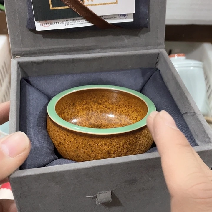 陶瓷茶具全部清清完回家过年