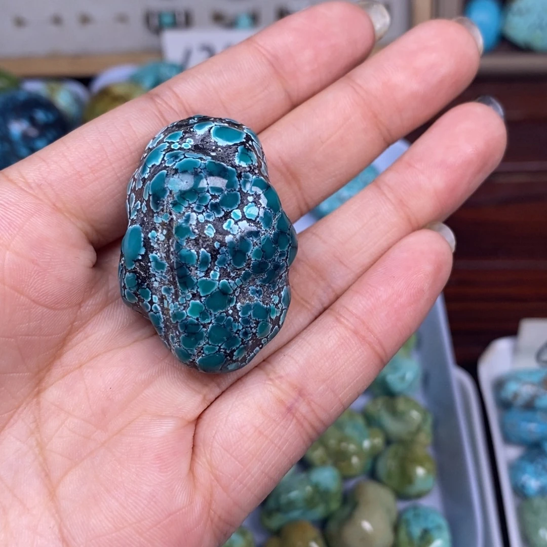 绿松石未镶嵌挂件