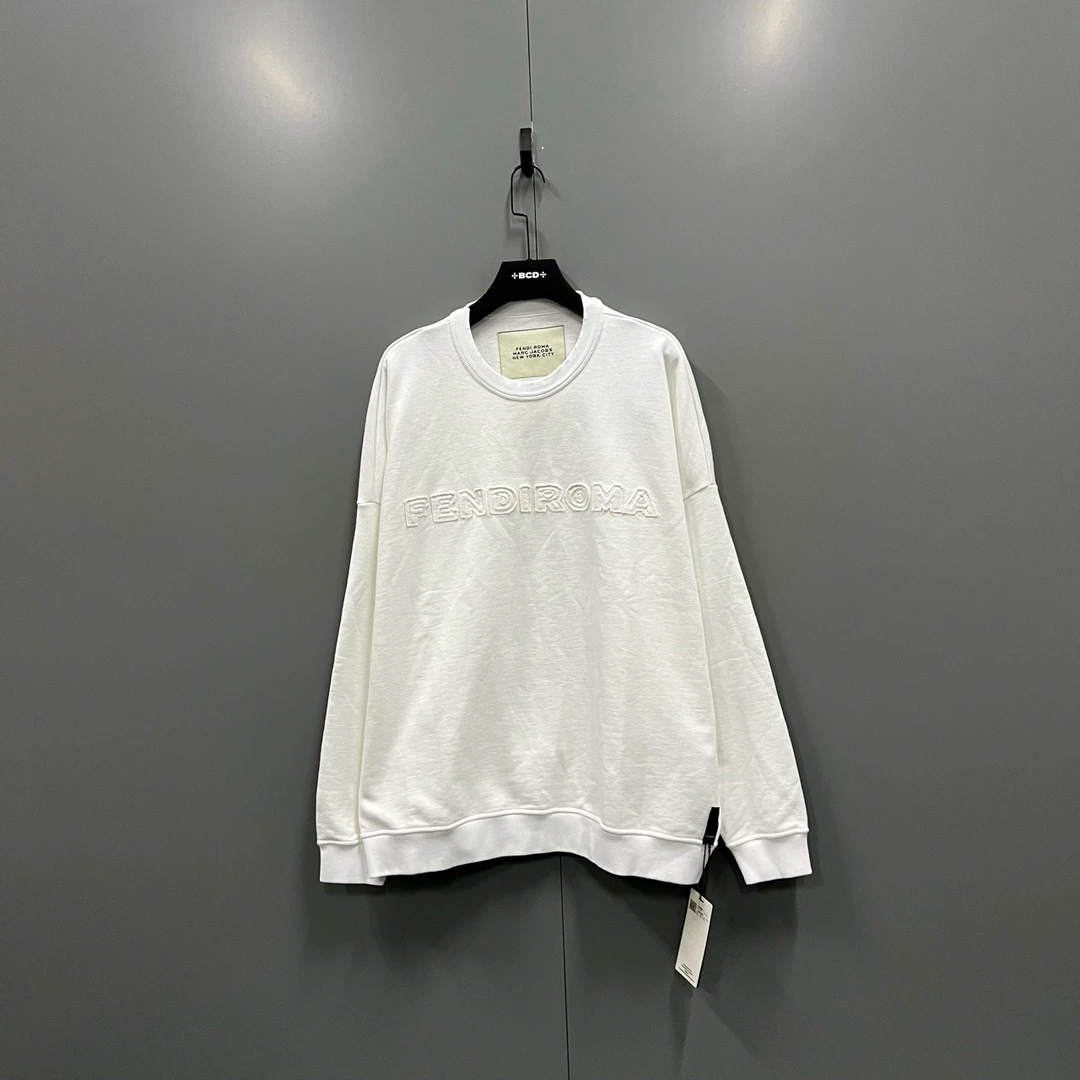 95新 FENDI/芬迪 （ll）白色logo刺绣卫衣S码L码 全新009201