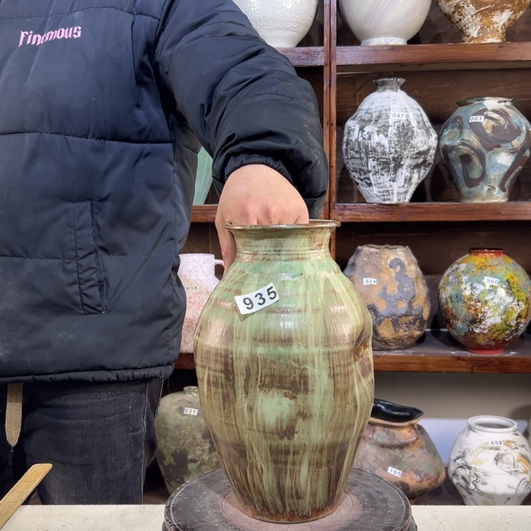 摆件935G8阿平左右的人多了个