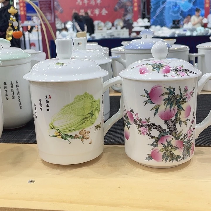 通用大容量盖杯。