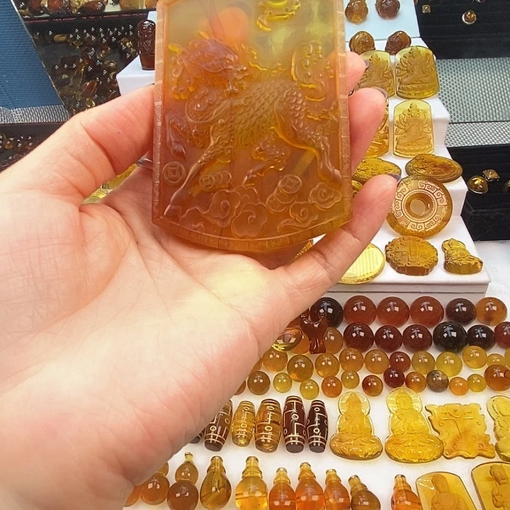 琥珀未镶嵌吊坠(不含链)天然缅甸琥珀牌子