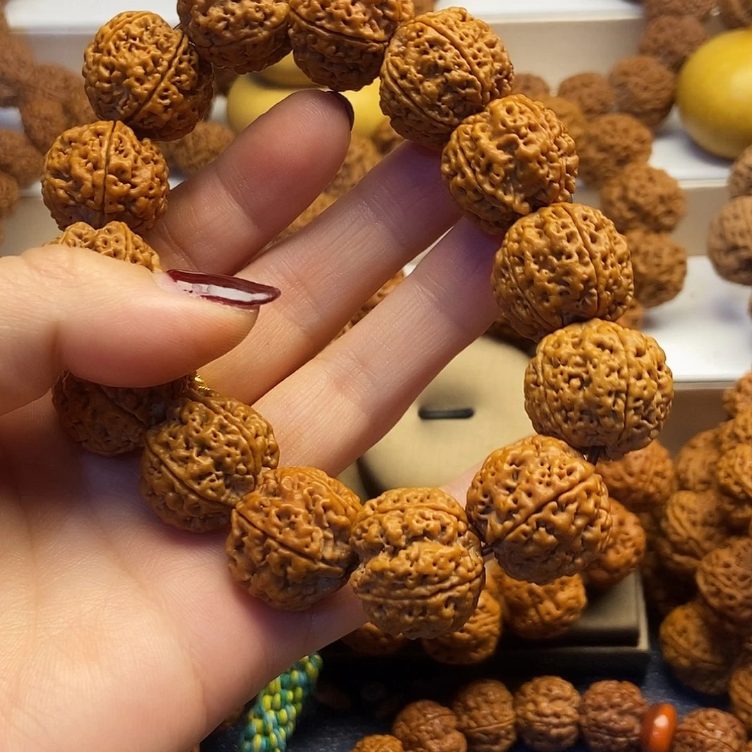 吊坠金刚菩提蜂窝梅花
