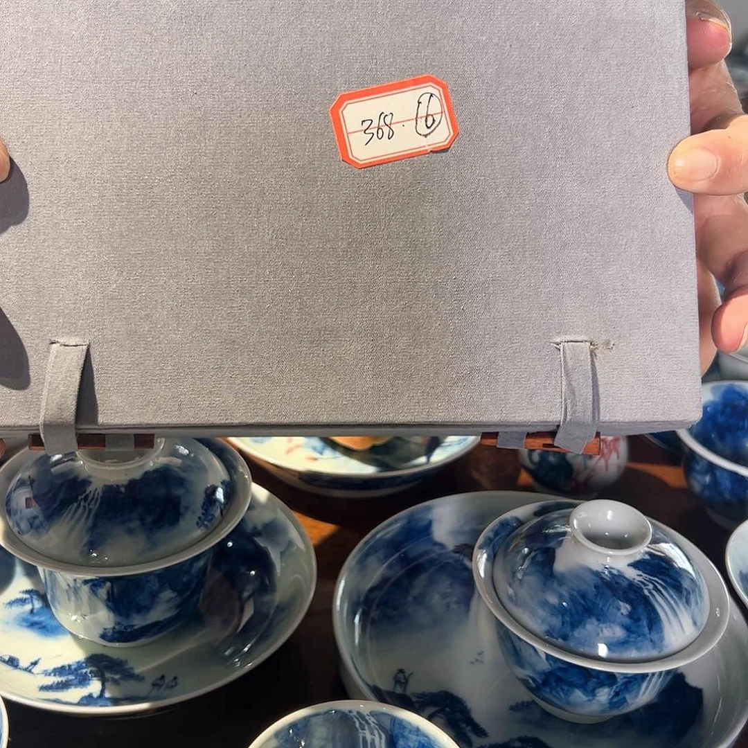杯青花手绘山水盖碗