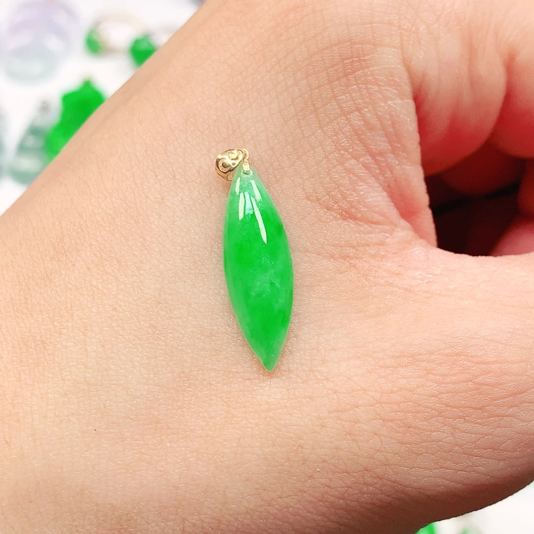 吊坠(不含链)18K金镶嵌翡翠